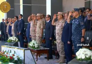 الرئيس السيسي يصل مقر اصطفاف تفتيش حرب الفرقة الرابعة المدرعة بمحافظة السويس