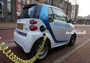 البحث العلمي تكشف تفاصيل تصنيع أول سيارة كهربائية مصرية لطرحها العام المقبل