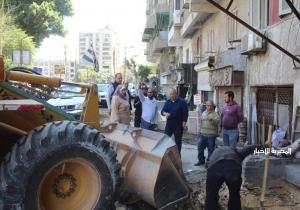 رئيس حي مصر القديمة يتفقد تطوير شارع سعيد ذو الفقار بالمنيل
