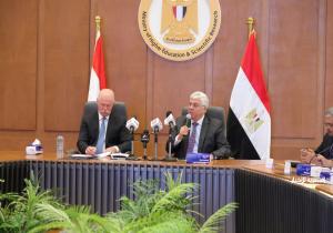 وزيرا التعليم العالي والابتكار المجري يفتتحان جلسة المنتدى الأكاديمي العلمي الأول بين مصر والمجر | صور