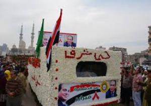 بالصور.. انطلاق عربات الزهور بشوارع المنصورة  احتفالا بالعيد القومي للدقهلية