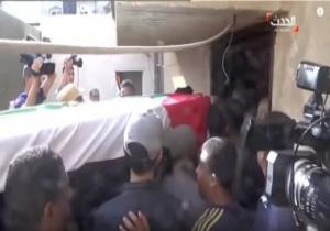 تابع.. لحظة وصول جثمان زكى مبارك قتيل السجون التركية إلى غزة