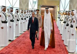 المتحدث الرئاسي: أمير قطر استقبل الرئيس السيسي بحفاوة شديدة.. وغدًا لقاء قمة | فيديو