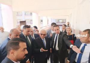 وزير التعليم يصطحب الشؤون القانونية لمحافظة الدقهلية بعد واقعة تسريب امتحان الإعدادية | صور