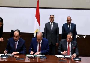 مدبولي يشهد توقيع عقد اتفاق المساهمين لتأسيس شركة مساهمة مصرية لإنشاء مصنع لإنتاج حبيبات الكلور