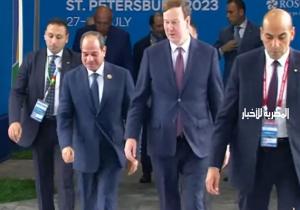 الرئيس يصل مقر انعقاد القمة الإفريقية الروسية بمدينة سان بطرسبرج