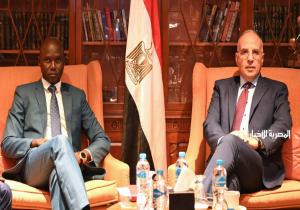 وزير الري ونظيره بجنوب السودان يترأسان اجتماع اللجنة الفنية المشتركة | صور