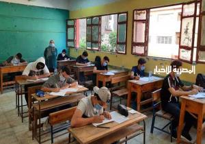 وكيلة "التعليم" بالقاهرة تشدد على الالتزام بنماذج الإجابة والتصحيح لصالح الطالب
