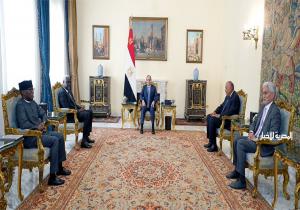 الرئيس السيسي يعرب عن تطلع مصر لاستمرار التعاون والتنسيق الوثيق مع المفوضية الإفريقية لدفع العمل المشترك