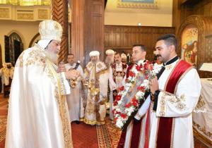 شاهد احتفالات الكنائس والأخوة الأقباط في مصر بعيد القيامة | صور